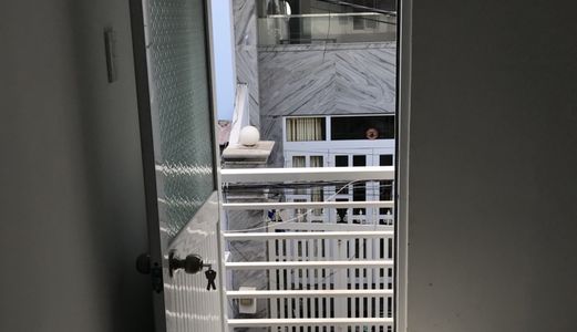 Bán Nhà Mặt Tiền Hẻm 52 Nguyễn Thị Thập DIện Tích 3.5X6M, 1 Trệt, 1 Lầu, Căn Góc. Giá 1.05 Tỷ .