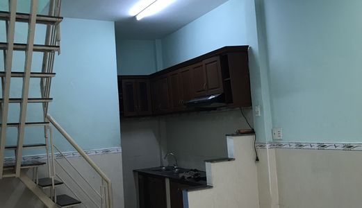 Cần Bán Nhà Giáp Tân Bình, Phú Nhuận, Bình Thạnh