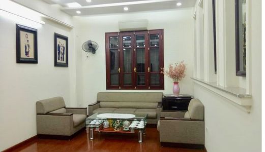 Bán Nhà Đường Lê Văn Lương, 6 Tầng, Lô Góc, Giá 3.7 Tỷ 