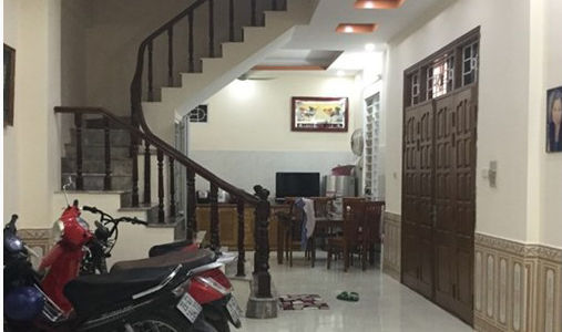 Bán Nhà Phố Vương Thừa Vũ 50M2, Giá 4.5 Tỷ, Phân Lô, Nhà Mới, Ở Ngay