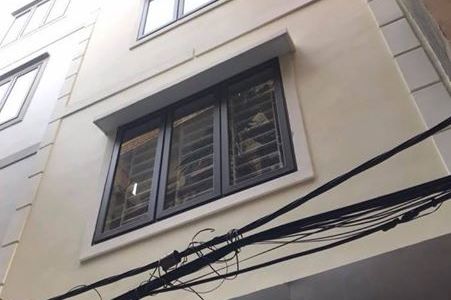 Siêu Phẩm! Ban Nhà Hoàng Quốc Việt, Cầu Giấy, 44M2, 5 Tầng, 3.9 Tỷ.