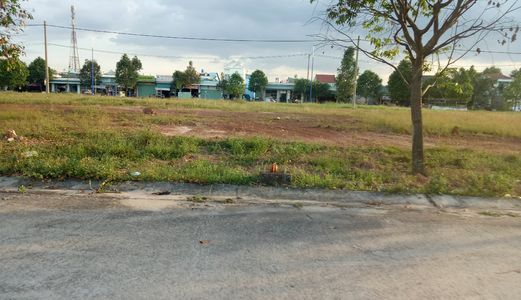 Cần Tiền Bán Gấp Đất 328M2 Thổ cư - Sổ hồng riêng - Đường Bê Tông Giá Rẻ