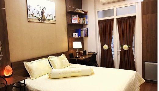 Kinh Doanh -  Lô Góc – Nhà 5 Tầng Mới – Giá 4.2 Tỷ