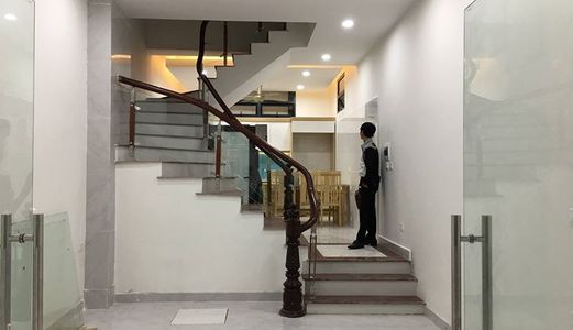 Bán Nhà Định Công Thượng,  Hoàng Mai, 38M2, 6 Tầng Nhà Phân Lô, Oto Tránh Giá Chỉ Hơn 3 Tỷ