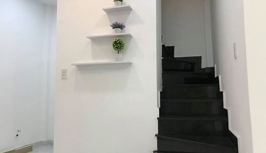 Bán Nhà Âu Cơ, P 15, Tân Bình, Tặng Full Nội Thất Giá 2.5 Tỷ Dt: 90M2.