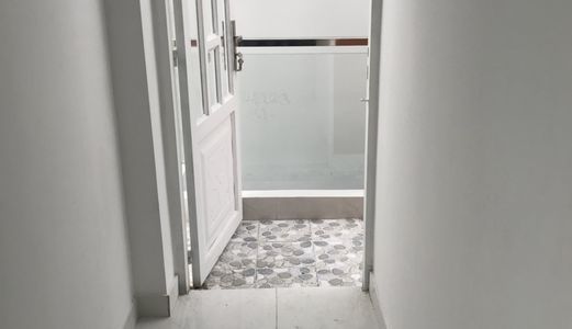 Bán Nhà Hẻm 1172 Htp . Dt 4X6.5M. 1Tr,1L,2Pn,2Wc. Nhà Mới Xây . Giá 1.5 Tỷ .