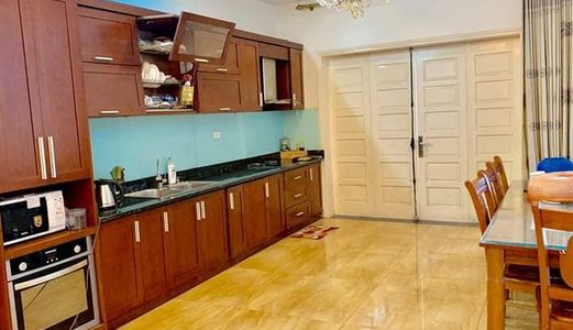 Hai Mặt Thoáng, Thang Máy Xịn, Mạc Thị Bưởi, Hai Bà Trưng Kinh Doanh Khủng