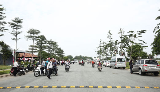 Đất Nền Bình Chánh--Có Sổ Hồng--Xây Ngay