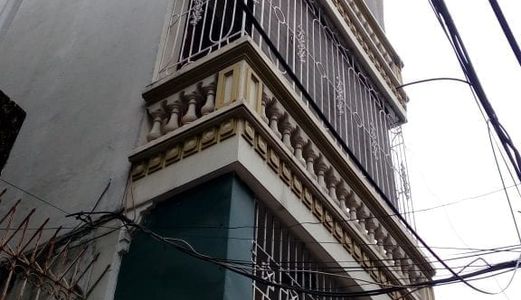 Cần Bán Gấp Nhà Chính Kinh, Vài Bước Chân Ra Phố, Ngõ Rộng,  Giá Chỉ 2.7 Tỷ