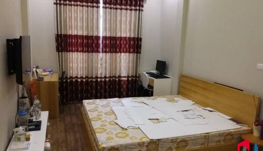 Cần Bán Gấp Nhà Chính Kinh, Vài Bước Chân Ra Phố, Ngõ Rộng,  Giá Chỉ 2.7 Tỷ