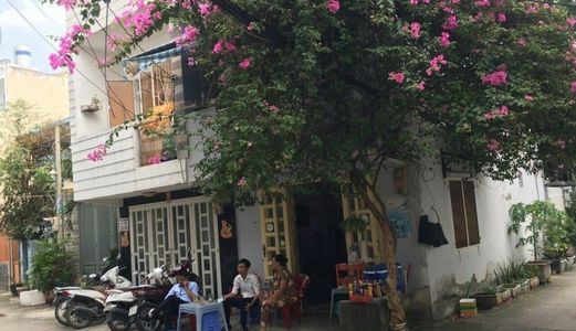 Cần Vốn Bán Gấp Nhà Căn Góc Hxh, P.Tân Quy, Dt 4X7.5M, 1 Trệt, 1 Lửng. Giá 3.68 Tỷ .