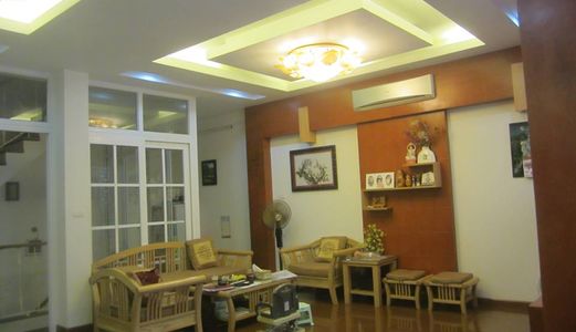 Bán Nhà Đẹp 4 Tầng Phố Nguyễn Văn Cừ, 75M2, Mặt Tiền 4M, 5.4 Tỷ