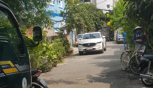 Bán Nhà Nát Hẻm Xe Hơi Nguyễn Văn Đậu, Bình Thạnh - Diện Tích 4X11M - Giá 5.5 Tỷ
