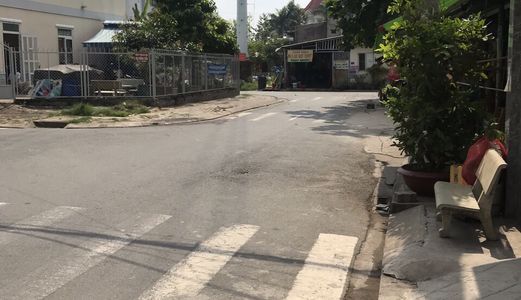 Bán Nhà Đường Lý Phục Man. Diện tích 3.5X4M. 1 Trệt, 2 Lầu, sân thượng, 3 Phòng ngủ. Giá 1.6 Tỷ.