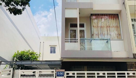 Bán Nhà 1 Trệt 2 Lầu Đường Tú Xương - Diện Tích Nhà 9x20m = 180M2 (Diện tích sử dựng 400M2)