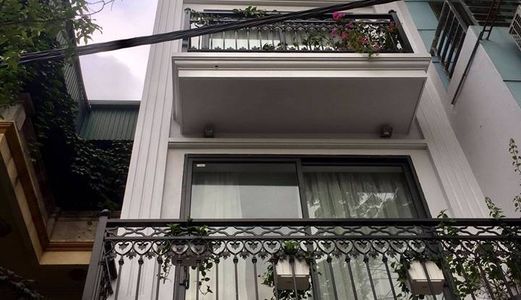 Bán Nhà Mặt Phố, Kinh Doanh Cực Khủng, 6 Tầng, Chỉ 12.7 Tỷ, Lh 0961916688 