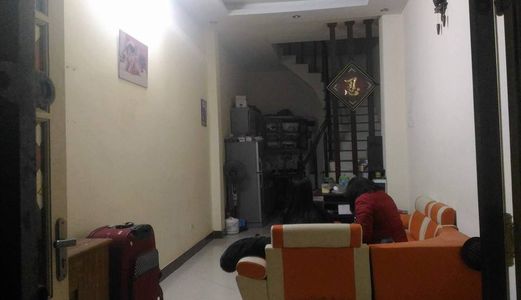 Cần Bán  Gấp Nhà Đội Cấn 34M, 5 Tầng Mặt Tiền 3.2 M Giá 3.5 Tỷ, Nhà Đẹp Ở Luôn.