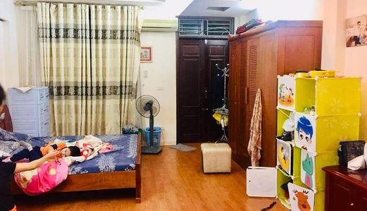 Cần Bán Gấp Nhà Nguyễn Văn Huyên Cầu Giấy 72M, 6 Tầng, Mặt Tiền 5M Giá 6.05 Tỷ, Ô Tỗ Đỗ Cạnh.