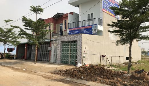 Cần Tiền Bán Gấp Lô Đất Thổ Cư Chính Chủ 10X26M, Đường Nhựa 20M, Mặt tiền Trần Văn Giàu. Sổ hồng riêng.