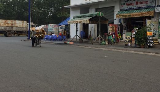 Bán Vài Căn Nhà Mặt Tiền Kinh Doanh Liền, Giá Mềm