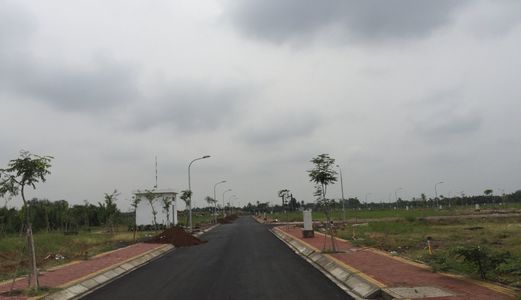 Bán Đất Hẻm Xe Hơi Đường Nguyễn Sơn 4 Tỷ, Tân Phú - Giá Chỉ 70 Triệu/m2 Bao Đẹp - Sổ Hồng Riêng