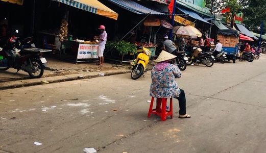 Vợ Chồng Tôi Cần Bán Nhanh 300M2 Đât Ngay Khu Công Nghiệp Và Trường Học Dân Cư Đông Ở Bình Dương