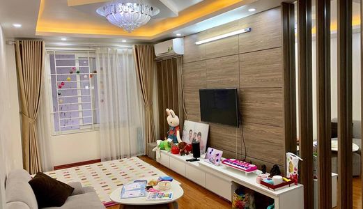 Bán Gấp Nhà 5 Tầng Định Công 30M2, Mặt Tiền 3.2M, Ô Tô - Giá Chỉ 2.8 Tỷ