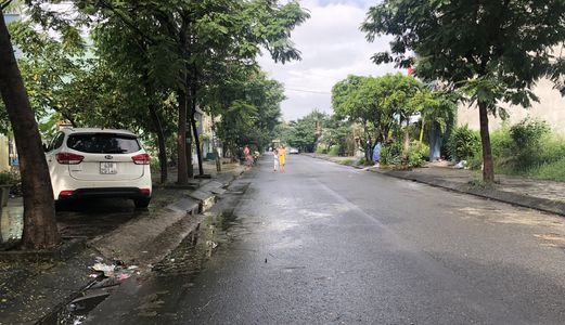 Cần Bán Lô Nhà Đường Nguyễn Thúy  – Cách Biển Nguyễn Tất Thành Chưa Tới 200M