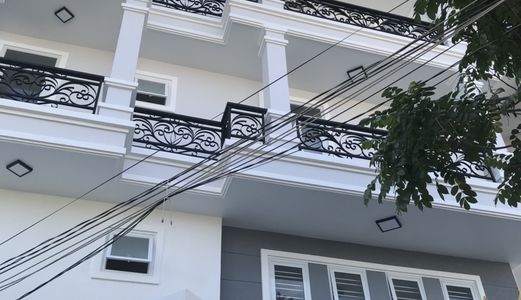 Bán Nhà Hxh 1135 Huỳnh Tấn Phát, Diện Tích 7.5X15M, 1 Trệt, 1 Lầu, 2 Lầu, Sân thường, 5 PN. Giá 5.85 Tỷ .