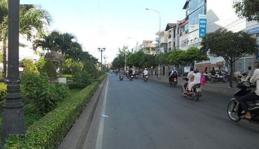 Cần Bán Gấp Mặt Tiền Đường Bàu Cát, Q. Tân Bình