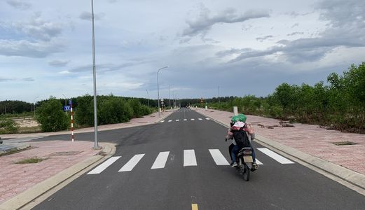 Bán Nhanh 3 Lô Đất Thổ Cư Gần Kcn Long Đức, Giá 500Tr/lô, Shr, Giao Thông Thông Các Khu Vực Khác