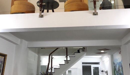 Bán Nhà Hxh 1979 Huỳnh Tấn Phát, Diện Tích 4x17M, 1 Trệt, 1 Lửng, 2 Lầu, Giá 4.9 Tỷ . Full Nội Thất, Đường 12M. 