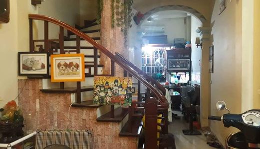 Cực Hiếm Mặt Phố Hoàng Công Chất 40M2 X 4 Tầng, 5,35 Tỷ, Kinh Doanh Sầm Uất