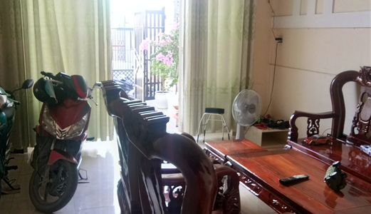 Cho Thuê Nhà Nguyên Căn Hẻm 59 Chuyên Dùng 9. Diện tích 4X17M. 1 Trệt, 1 Lầu, 2 Phòng ngủ. Giá 6 Triệu/Tháng.