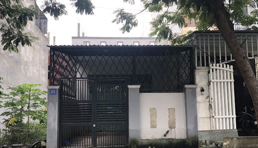 Cần Bán Lô Nhà Đường Nguyễn Thúy  – Gần Biển 