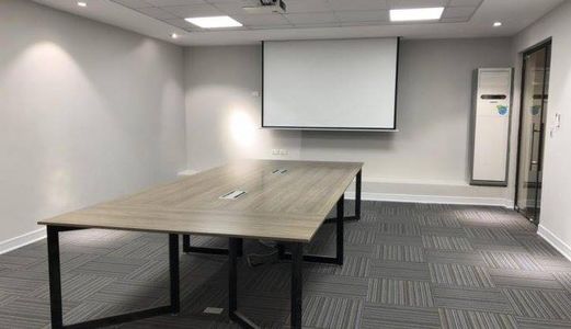 Cho Thuê Văn Phòng Tại 98 Tô Ngọc Vân, Tây Hồ, Hà Nội