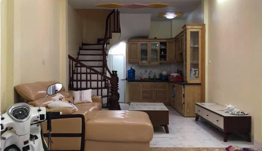 Nhà Đẹp Đón Tết, Phố La Thành 36M2, Mặt tiền 4M, 3.3 Tỷ, Ngõ Thông Rộng