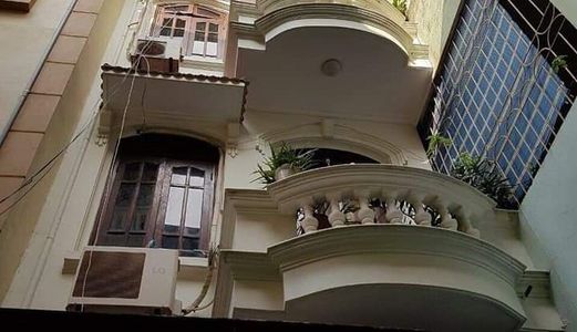 Bán Nhanh Nhà Hoàng Văn Thái, 60M2*5 Tầng- Ô Tô Đỗ .Giá Giật Mình 5.5 Tỷ.