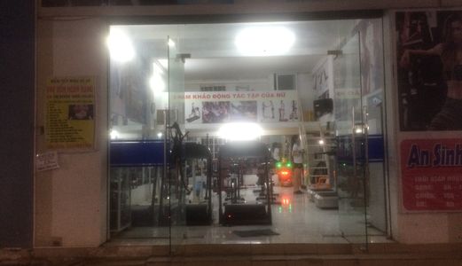 Nhà Mặt Tiền Kinh Doanh Đang Cho Thuê Mở Phòng Tập Gym.