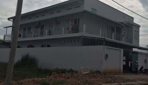 Cần Bán Gấp Dãy Trọ 14 Phòng, Thu Nhập 20 Triệu/tháng, Và 3 Nền Đất Thổ Cư