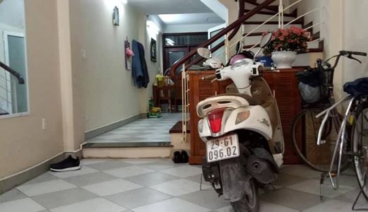 Chính Chủ Bán Nhà Vũ Tông Phan 52M2, 4 Tầng, Ngõ Thông, 5M Ô Tô Tránh