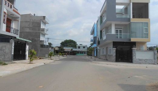 Đất Chợ Bình Chánh, sổ hồng riêng, Dân Cư Sầm Uất, Đường Nhựa 16M, xây dựng tự do, Vị Trí Đẹp, Nhận Nền Xây Dựng Ngay.