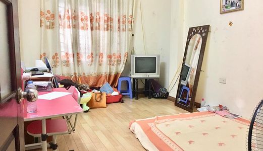 Bán Nhà Nguyễn Chí Thanh Đống Đa  45M, 4 Tầng Mặt Tiền 3.2M Giá 3.9 Tỷ Nhà Đẹp Ở Luôn.