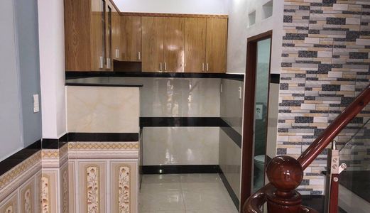 Bán Gấp Nhà 3Phòng Ngủ, Hẻm Xe Hơi, Mới, Phường 15 Tân Bình, Chỉ Với 2.8 Tỷ, Hiếm Có