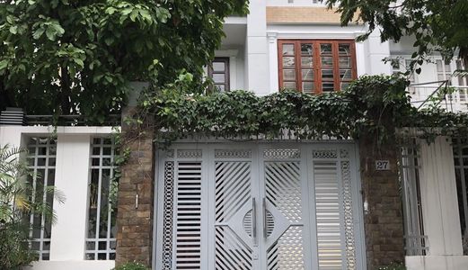 Bán Biệt Thự Tuyệt Đẹp Đường Số Trần Trọng Cung. Diện tích 8X22M, 1 Trệt, 2 Lầu. Giá 17.5 Tỷ.