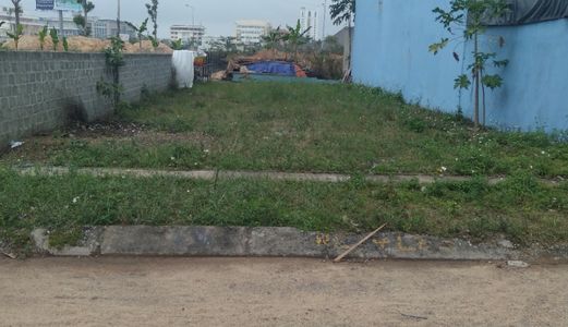 Bán Đất Trung Tâm Vew Bờ Sông Cầu Rào Dãy 2 Phạm Văn Đồng Phường Đức Ninh Đông, Tp Đồng Hới,