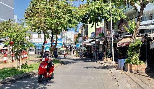 Cho Thuê Nhà Mặt Tiền Bờ Hồ Huỳnh Cương (Hồ Xáng Thổi), Ngay Trung Tâm Cần Thơ - 11 Triệu/tháng