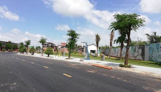 Đất Nền Nằm Trên Mặt Tiền Tiền Quốc Lộ 1A Đường 40M