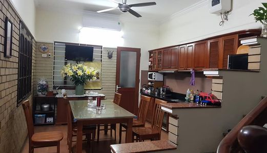 Bán Nhà Ngõ Trần Đại Nghĩa, Mới Đẹp, 2 Thoáng 37M2 X 5 Tầng, Giá 3.05 Tỷ