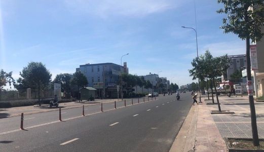 Đất Nền Sổ Đỏ Ngay Trung tâm Thành phố Bà Rịa, 3 Mặt Tiền Đường, 14,8 Triệu/m2 - Lh: 0933718819 (Trần Dư)